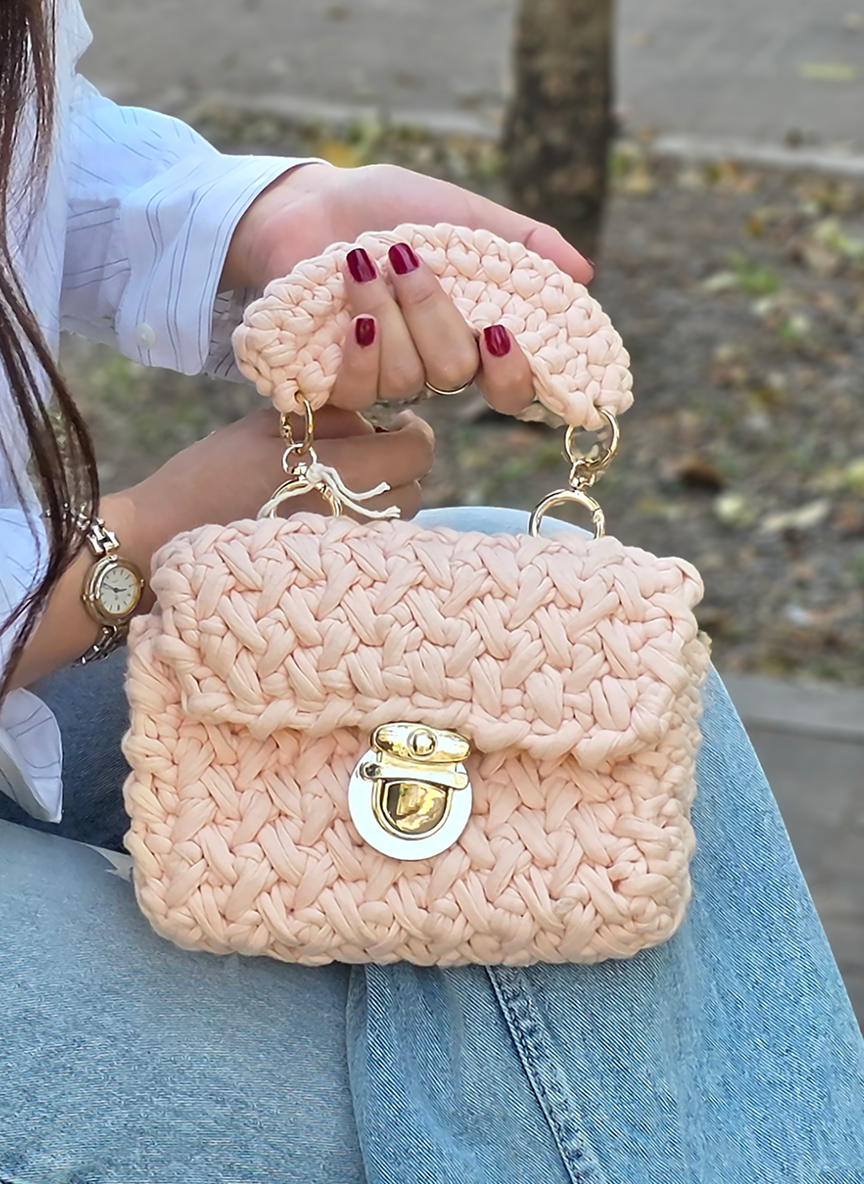 Bolso de mano estilo Elena